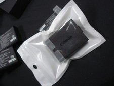 Genuine OEM LP-E10 Battery for CANON EOS Rebel T3 T5 T6 T7 1300D 1200D 1100D