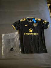 Image of Man Utd 25/26 Away Shirt Size Medium Brand New