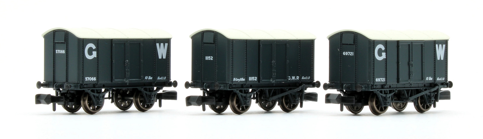 Rapido Trains UK 961001 Iron Mink - GWR (Early) Triple Pack