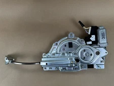 10-15 Lexus RX350 RX450H Tailgate Hatch Door Lift Motor Assembly 427107-10060