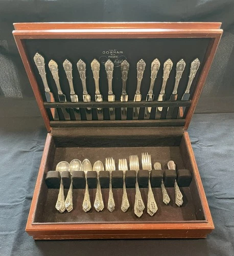 WALLACE ROSE POINT STERLING FLATWARE SET-69 pieces -  5+ Pounds Sterling Silver