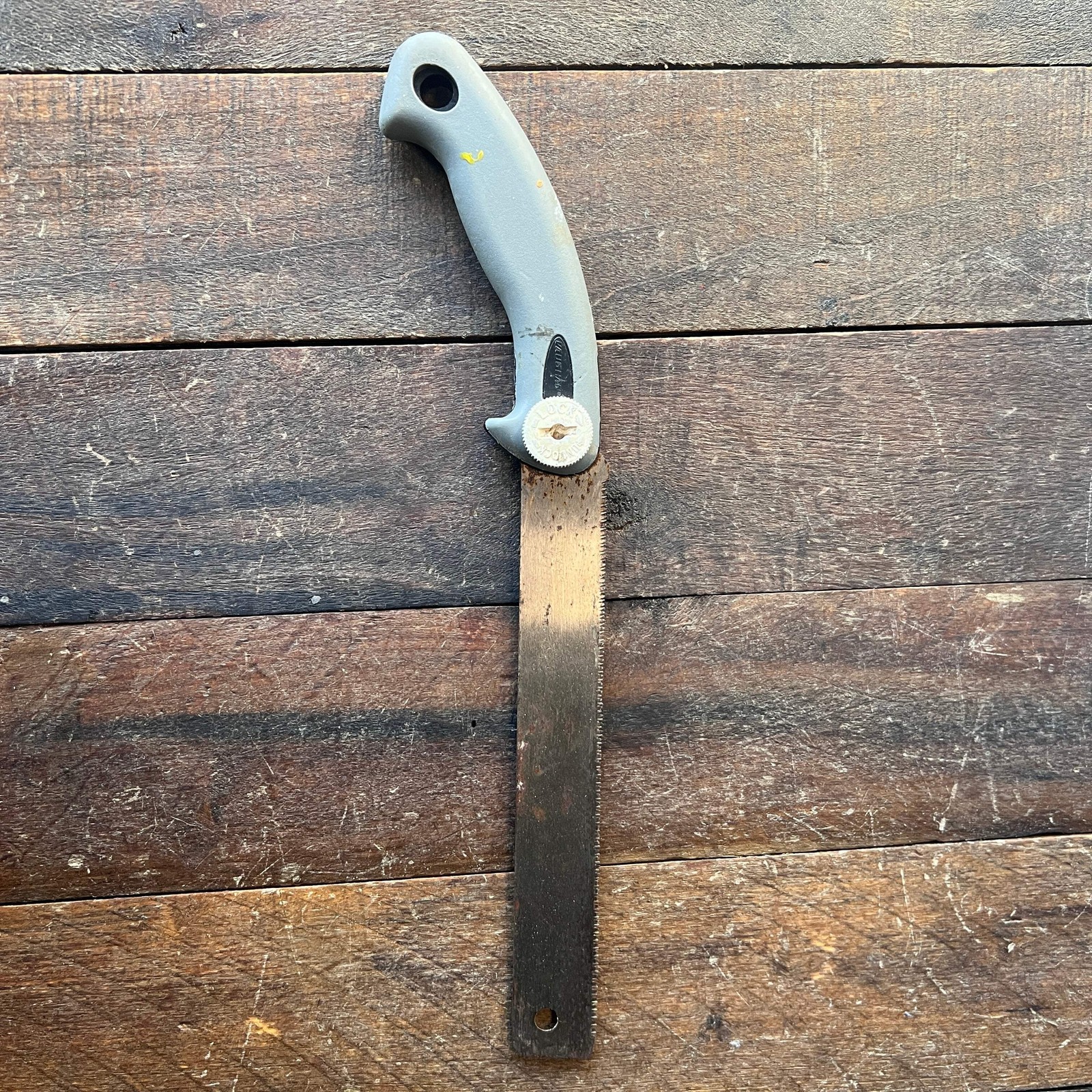Pull Saw with Detachable Blade