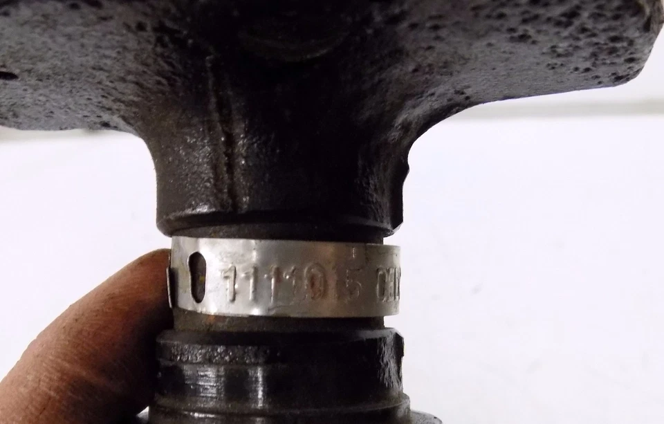 1963 CHEVROLET DELCO REMY DISTRIBUTOR 283 # 1111015 DATE 3 D25 IMPALA NOVA - Image 4 of 4