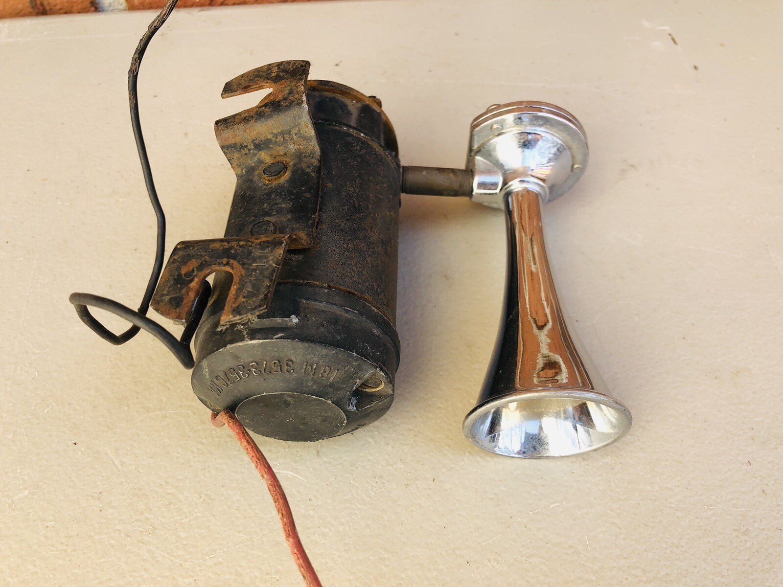 Maserati Air Horn IGM 3573 - 3576 KA