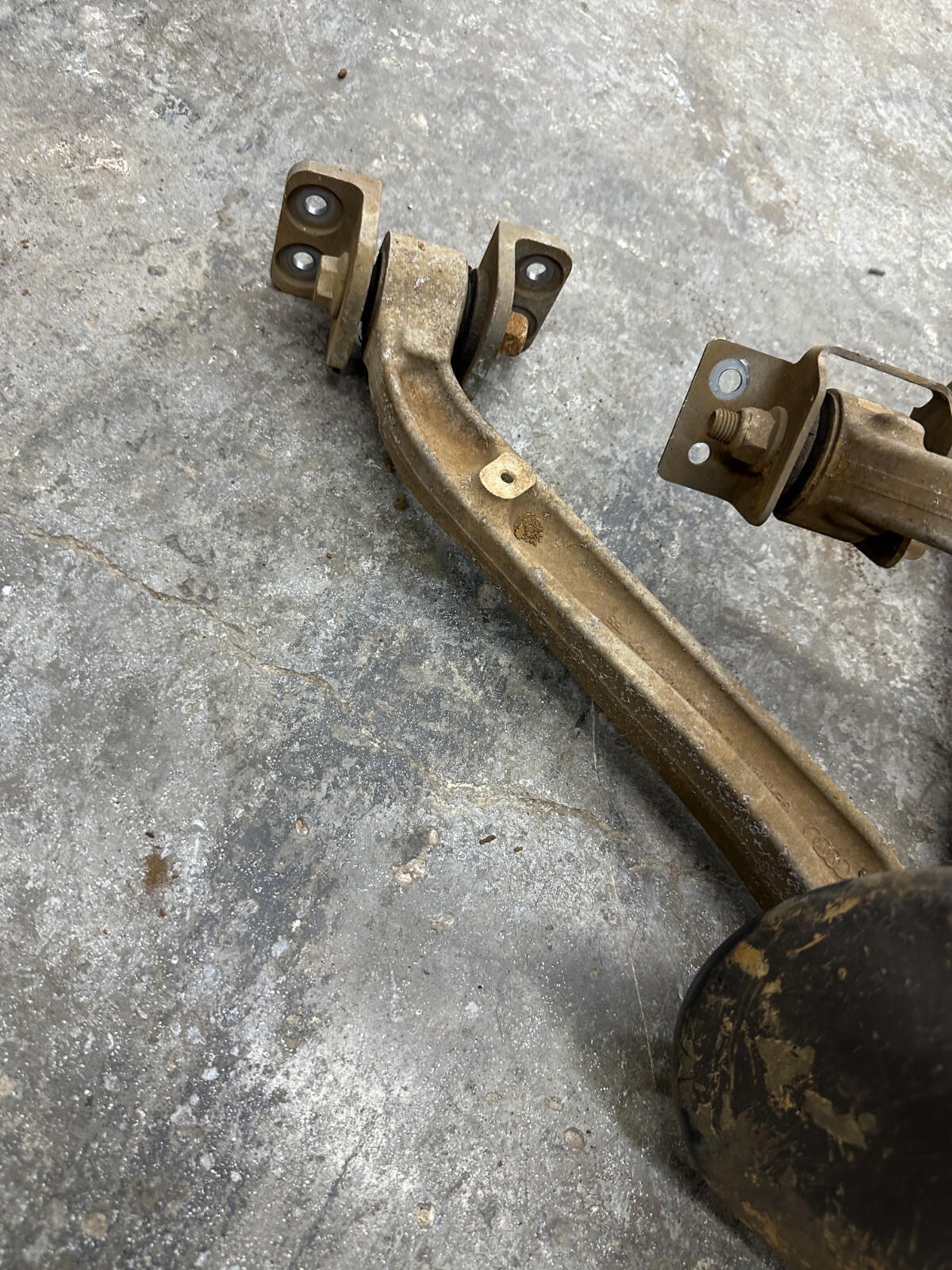 2014 AUDI R8 V10 OEM FRONT LEFT DRIVER SUSPENSION KNUCKLE CONTROL ARM