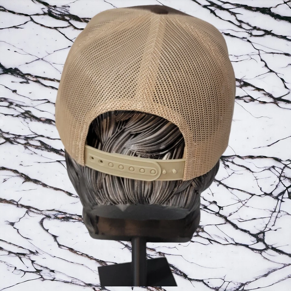 Gorra YP clásica personalizada marrón/caqui - diseño de parche de cuero OnlyFish, elegante  Foto 3 de 4