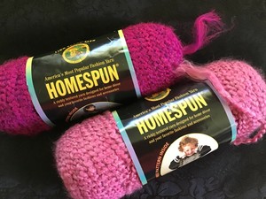 2-Lion-Brand-Homespun-Yarn-Discontinued-Pink-Fuchsia-6-Oz-Acrylic-Skeins-New-USA