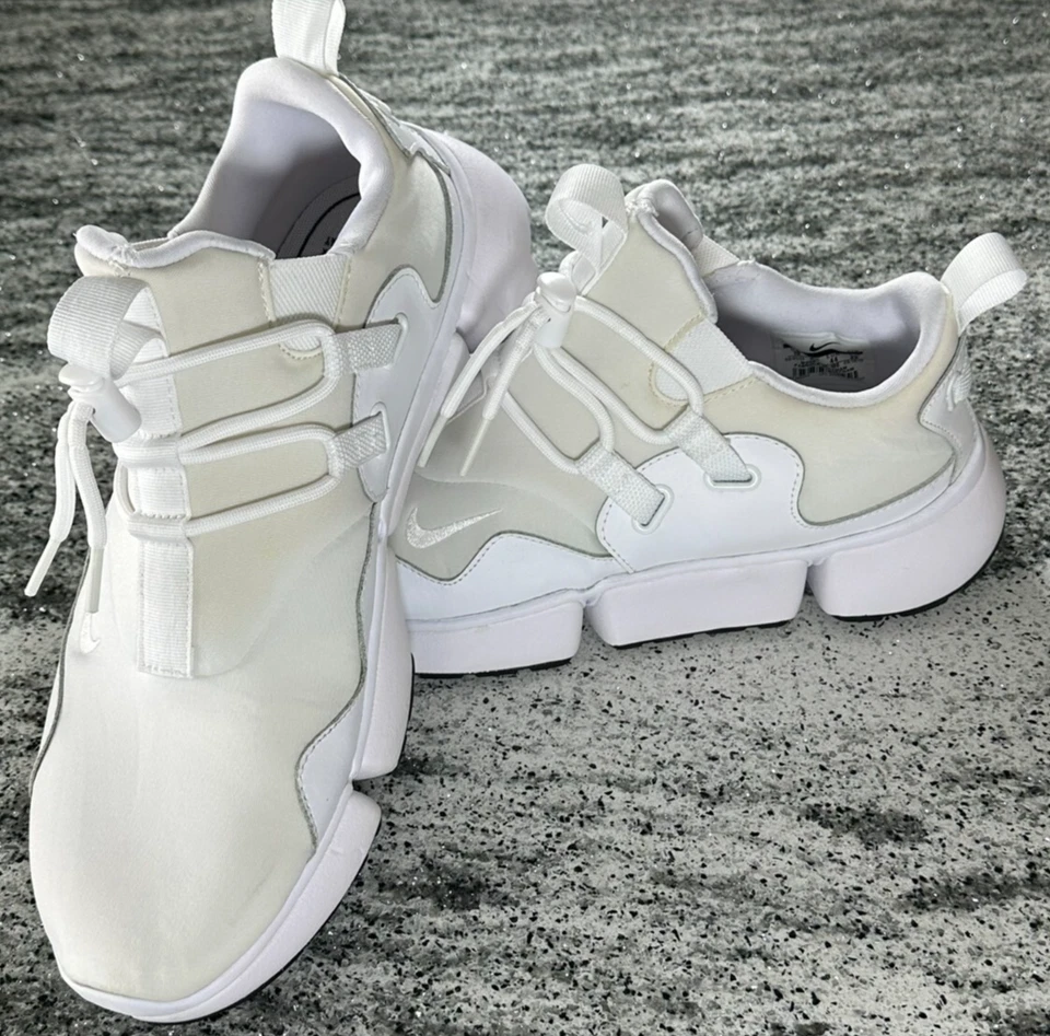 Nike Pocketknife DM Triple Blanco Hombres Tenis para Correr Zapatos 898033100 Talla 10.5 Foto 2 de 4