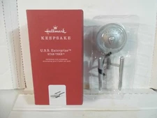 2018 KEEPSAKE STAR TREK "U.S.S. ENTERPRISE" ORNAMENT