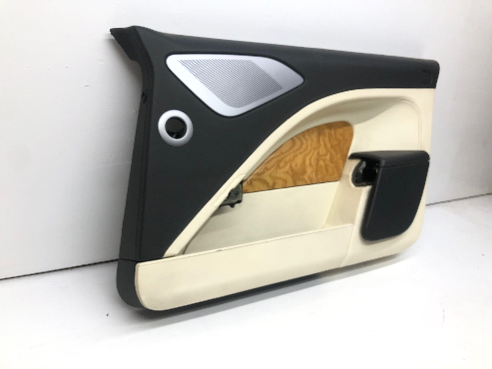2010-2020 ASTON MARTIN RAPIDE RIGHT FRONT DOOR PANEL TRIM COVER LEATHER OEM
