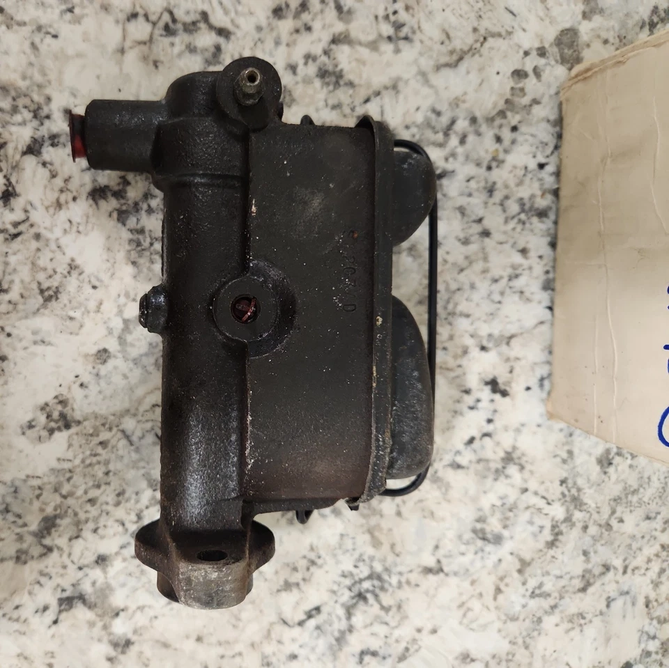 Nuevo de Lote Antiguo Cilindro Maestro de Freno con Depósito Mercury Montego 1968-1971 Ford Fairlane Foto 2 de 4