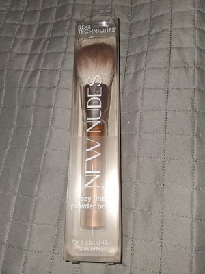 NEW~ Real Techniques Nudes Hazy Finish Powder Makeup Brush Cloud like Skin