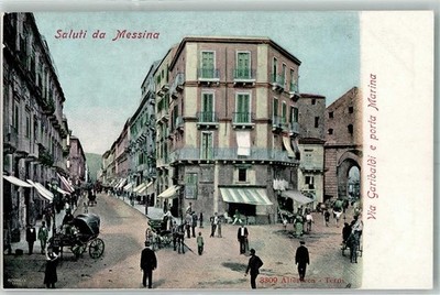 52229374 - Messina Via Garibaldi e porta Marina