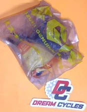 NOS GENUINE Suzuki  RH footrest bracket 43510-30000 TS250 TS 250 71-75 OEM NEW