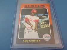 1975 Topps Mini Ken Griffey Sr Cincinnati Reds #284