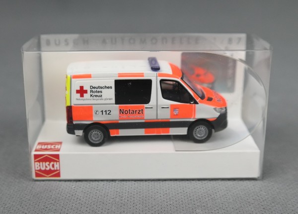 Busch 53450 H0,1:87 Mercedes-Benz Sprinter Kurz/Fd, DRK Notarzt Kreis BergstraßE-image