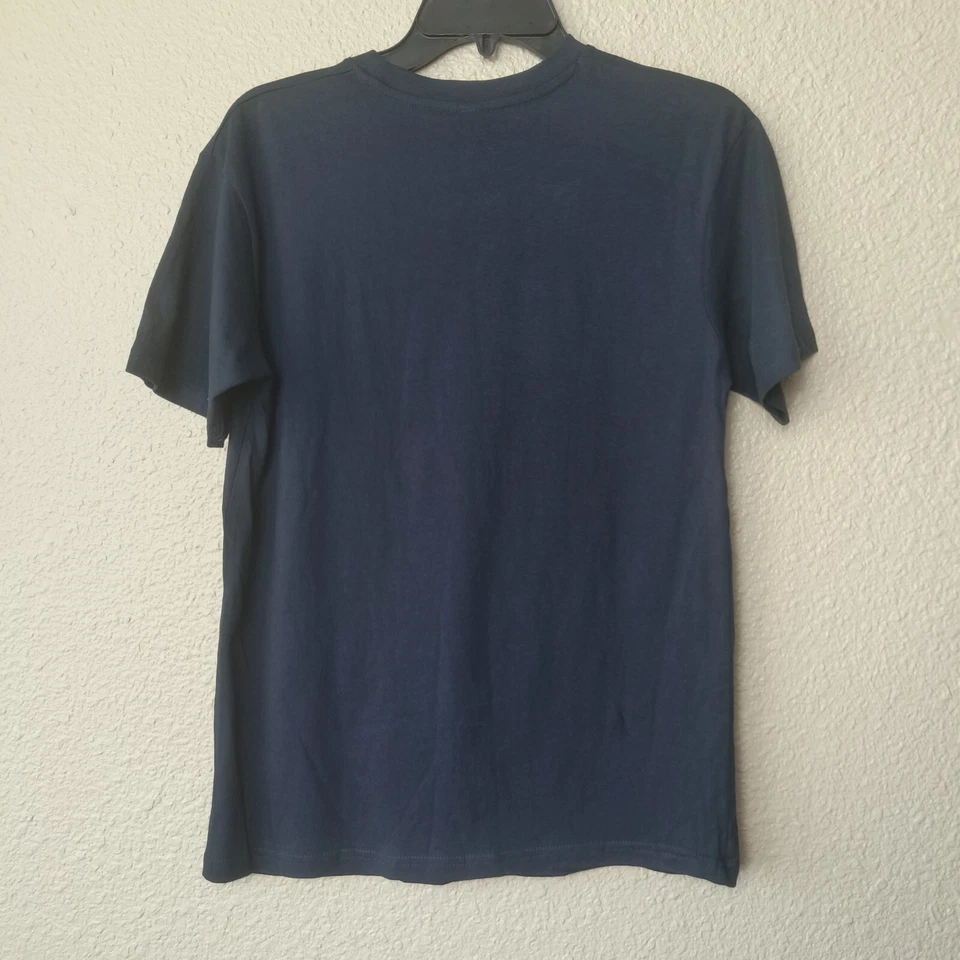 t-shirt with design puss in boots youth size L navy blue the last wish - Image 3 of 4