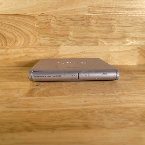 SONY PCGA-CRWD2 VAIO Silver 1.44MB 3.5" External USB 1.1 Interface CD/DVD Drive - Picture 4 of 4