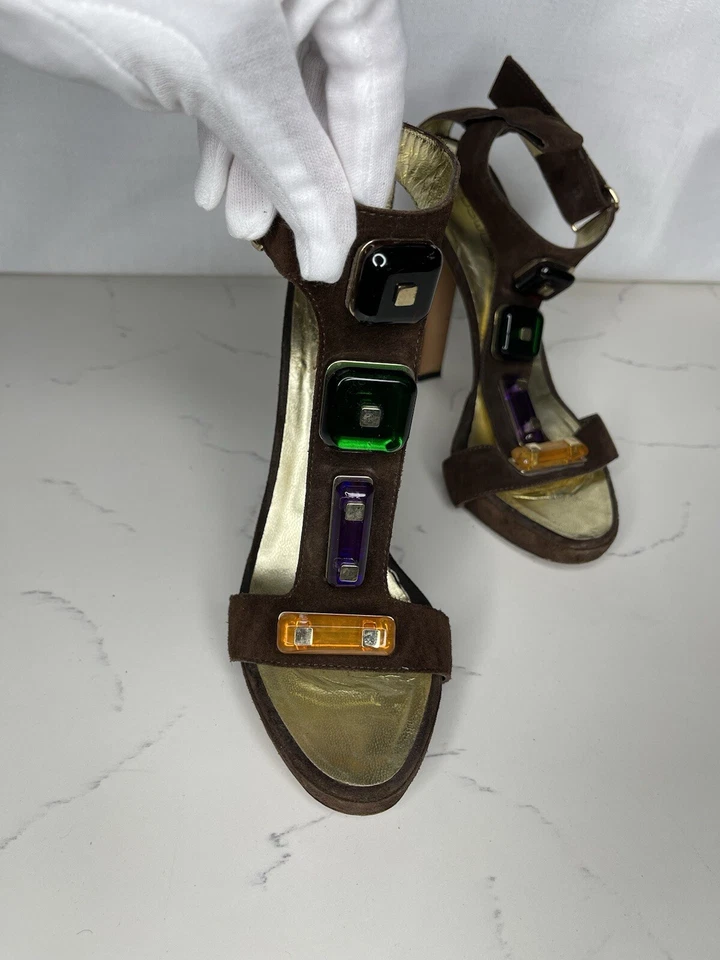 Saltos femininos DSQUARED2 com joias tamanho 38 - Imagem 2 de 4