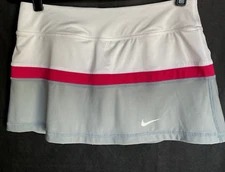 NIKE Dri-Fit Size M White Pink Gray White Striped Stretch Athletic Skort Skirt