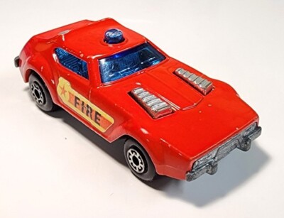 Vintage 1976 Matchbox Lesney Superfast #64 FIRE CHIEF 1/64 Diecast