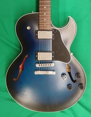 GIBSON ES135 Semi-Acoustic Electric Guitar