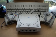SEGA Dreamcast Bundle, VMU, Dreamcast Keyboard