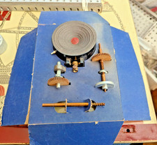 ALL ORIGINAL SPEAKER AND PARTS  DISPLAYER A.C. GILBERT ERECTOR SET 50'S NICER