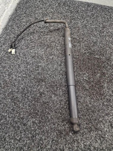 BMW X5 F15, F85 Heckklappe Gasdruckfeder rechts 7449810 3.00 Diesel 34080579