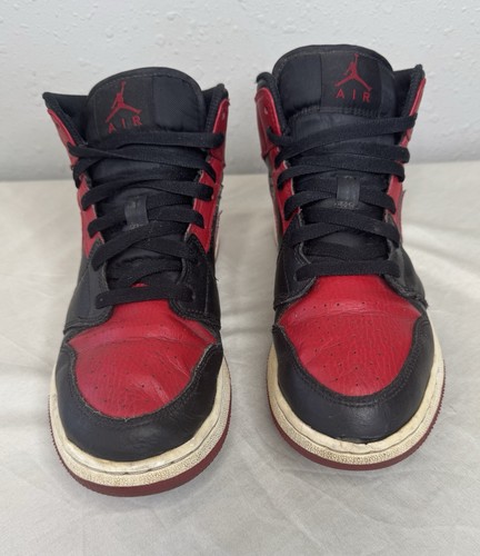 Nike Air Jordan 1 Mid GS 'Banned' 2020 Red Black 554725-074 Size 6.5Y Women’s 8 - Picture 3 of 8