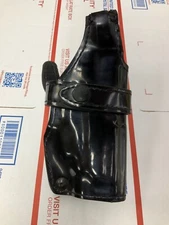 SAFARILAND RH HOLSTER HI GLOSS     MODEL: 070 1497