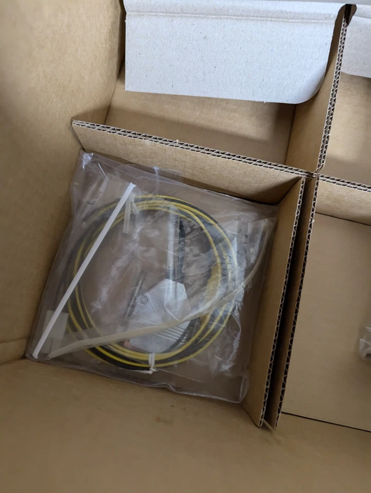 Новый Harris M/A-COM Jaguar двойной улучшенный автомобиль радио зарядное устройство BML161 67 RAG - Изображение 4 из 4