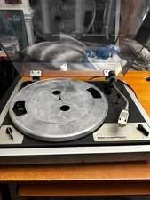 MCS 6400 Belt Drive Manual Turntable Vintage Japan Silver parts does run