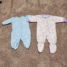 Baby Girl footed zip up and button pajamas 3-6m Lot of 2