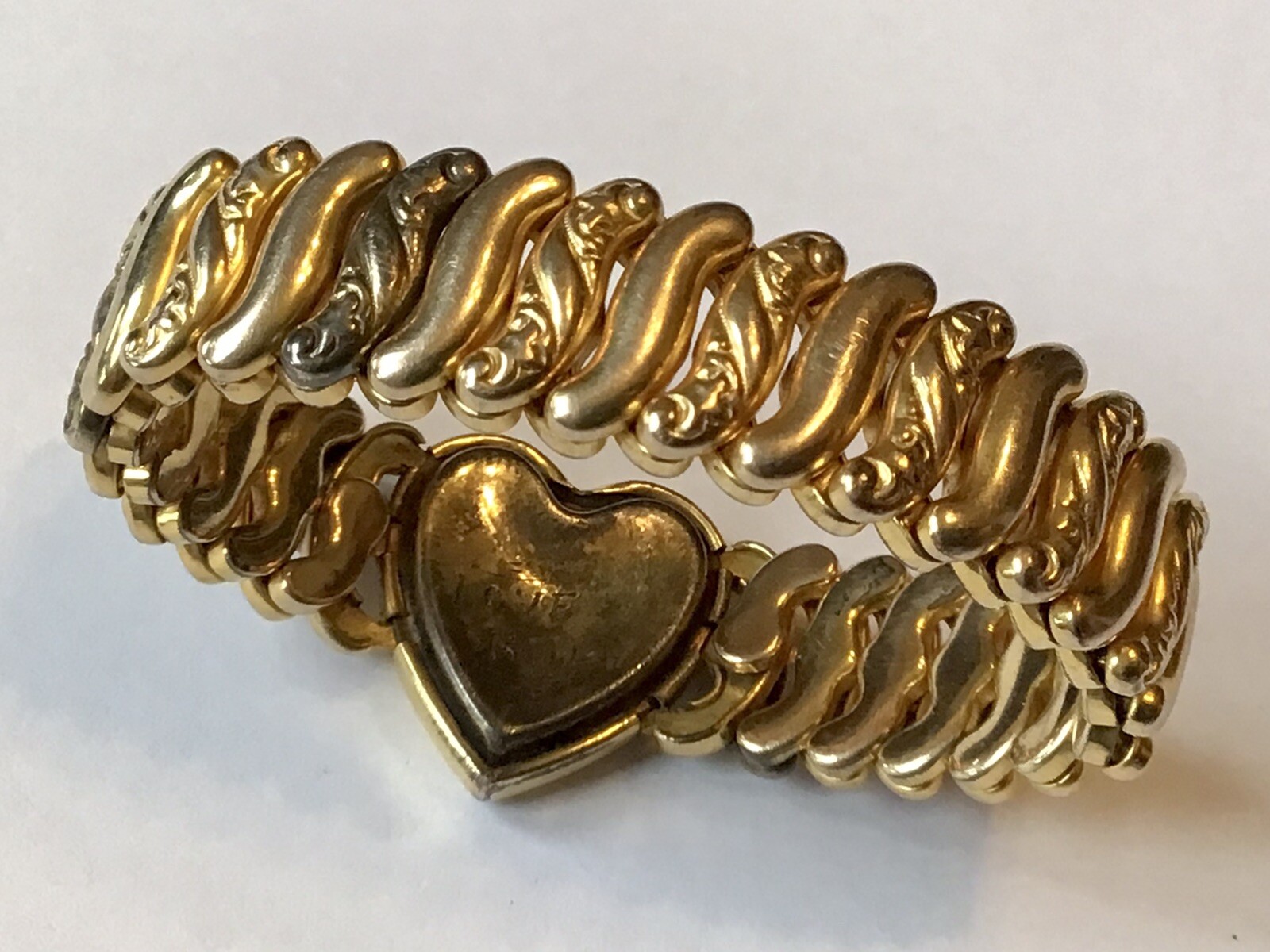 VINTAGE AMERICAN QUEEN SWEETHEART EXPANSION BRACELET … Gem