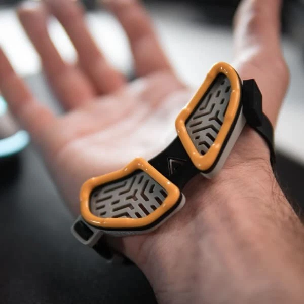 Carpio G2.0 - Advanced Ergonomic Right-Handed Gaming Wrist Rest for Mouse - S... - Image 3 of 4