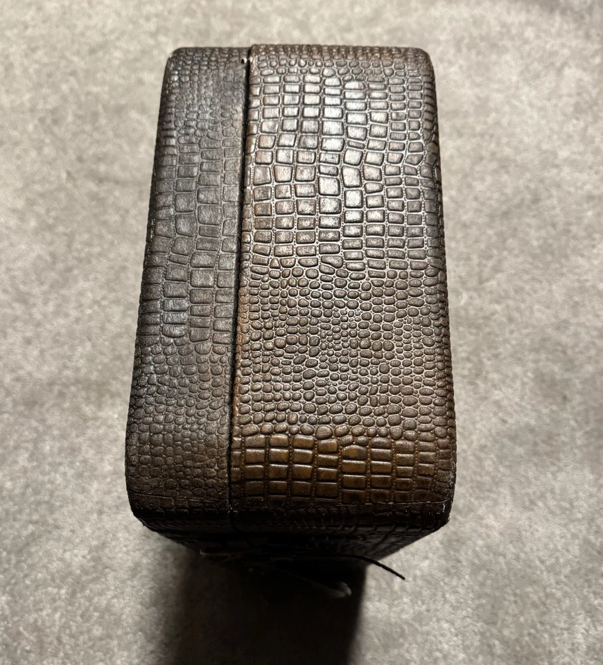 Vintage Small Crocodile Suitcase Leather Travel Case Brown Carry On Bag Brass - Image 4 of 4