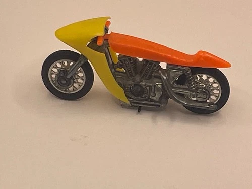 Hot Wheels Redline Era Rrrumblers Orange  yellow rip snorter