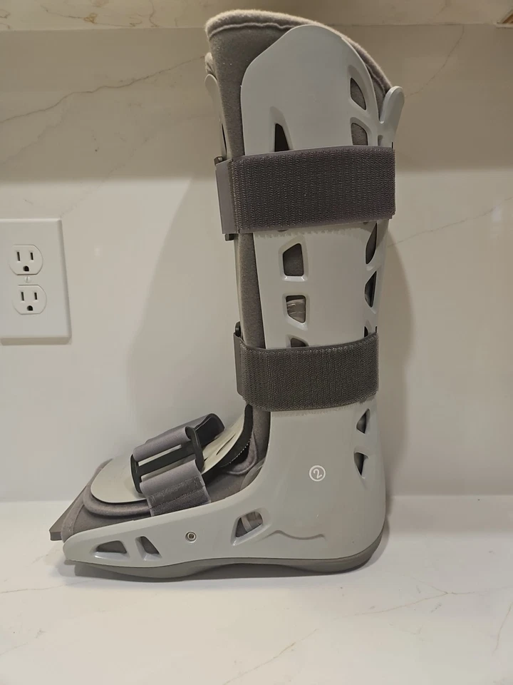 Bota de Caminhada Aircast AirSelect Walker Brace/Walking Tamanho Médio  - Imagem 3 de 4