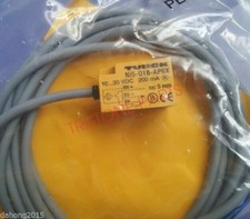1PC NEW TURCK Proximity Switch   Ni5-Q18-AP6X