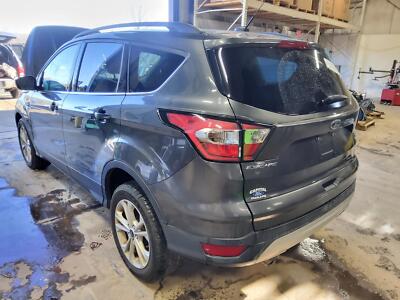 Used Brake Master Cylinder fits: 2017 Ford Escape gasoline w/o turbo VIN 2 8th d