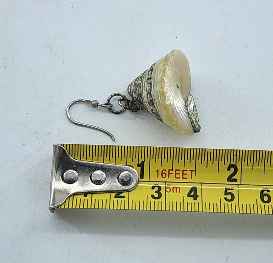 Artisan Real Conch Shell with Silver Accents Dang… - image 10