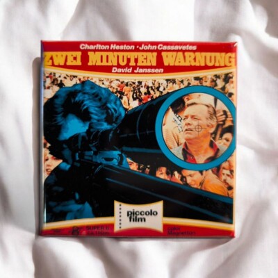 Zwei Minuten Warnung | Kühlschrankmagnet | Super 8 Motiv | NEU