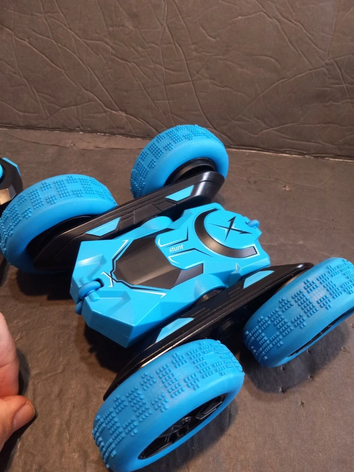 RC Car Stunt Drift Deformation Buggy Car Rock Crawler 360Degree Flip Car Toy - Image 3 of 4