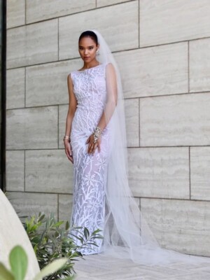 Lucy De Castenou Couture  Wedding Dress, Size 8