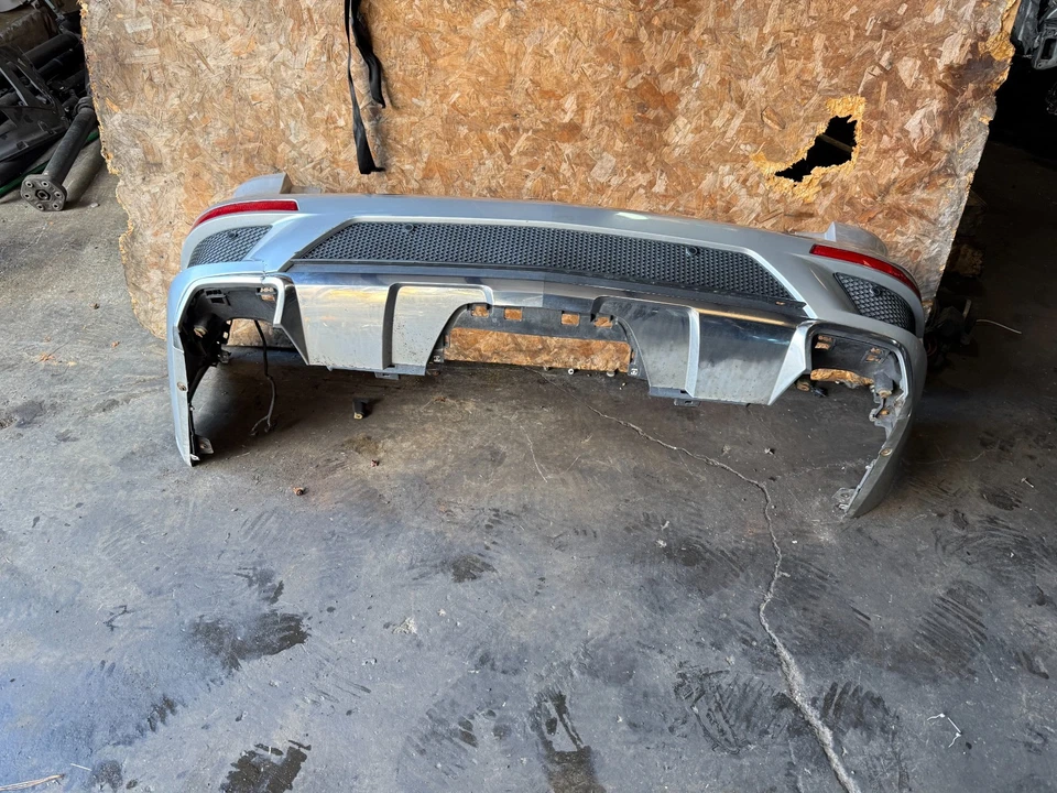 MERCEDES BENZ GL550 GL63 13-16 AMG PARACHOQUES TRASERO CUBIERTA SENSOR APARCAMIENTO PLATEADO Foto 2 de 4