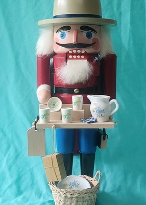 Tea Server Nutcracker by Richard Glasser GmbH in Seiffen, GDR