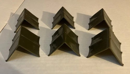 6 Vintage 1960’s Marx Green Plastic Army Military Pup Tents