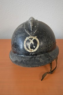 Coque de casque de la MILICE FFI WWII
