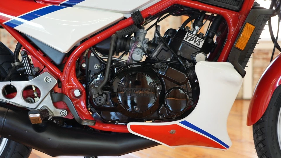 1983 Yamaha RZ350  - Изображение 2 из 4